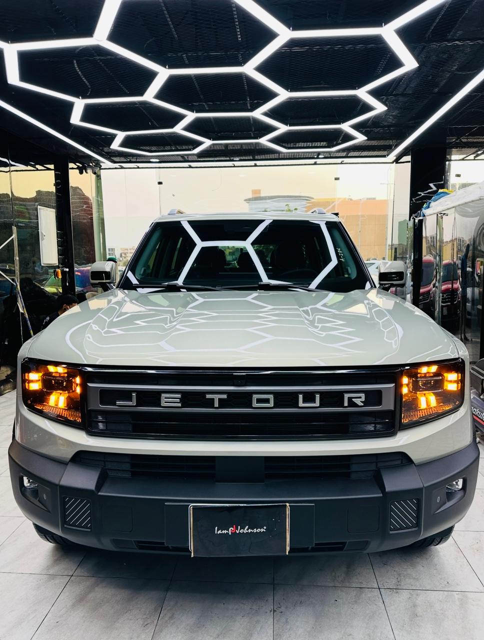 حماية PPF كاملة لسيارة جيتور كبيرة